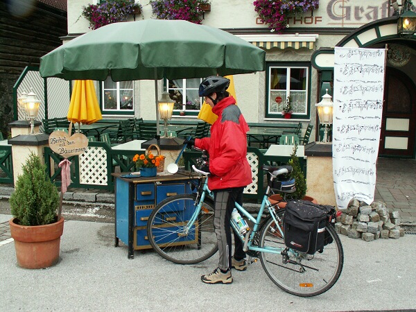 Ve vesnic�ch se slav�.