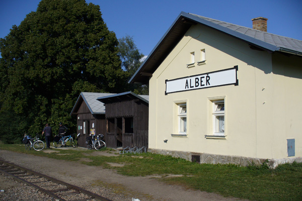 �zkokolejn� tra� - Albe�