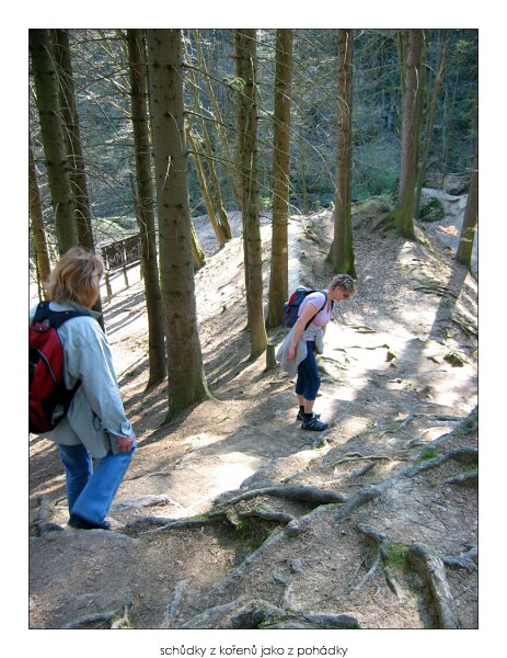 P�r foto z turistiky v Moravsk�m krasu