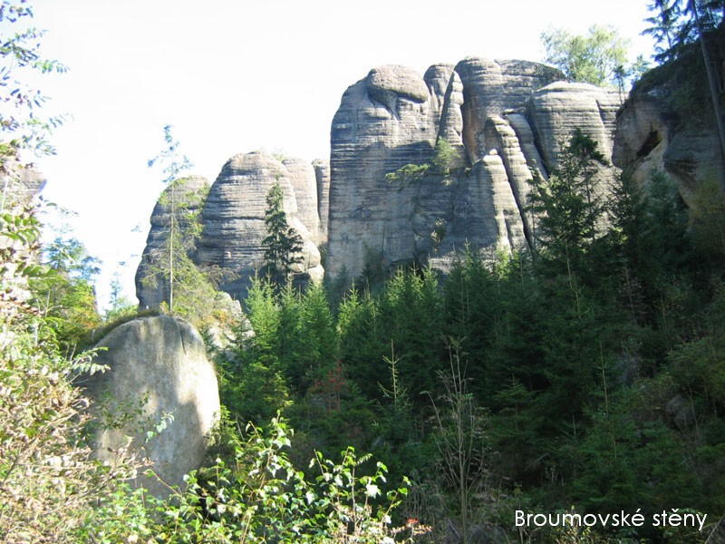 Tyto sk�ly stoj� za prohl�dku!