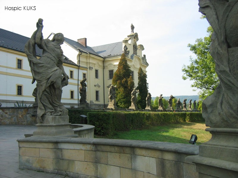 Tyto sk�ly stoj� za prohl�dku!