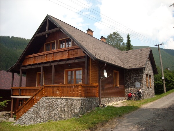 I pod horsk�mi mas�vy Slovenska lze str�vit kr�snou dovolenou