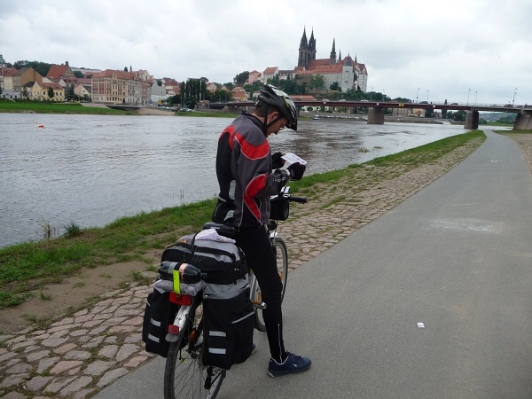 Na kole s br�chou do Hamburgu