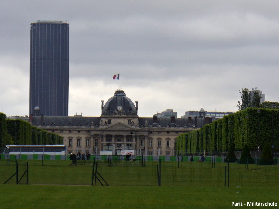 Na kole z Pa��e do �.T��na