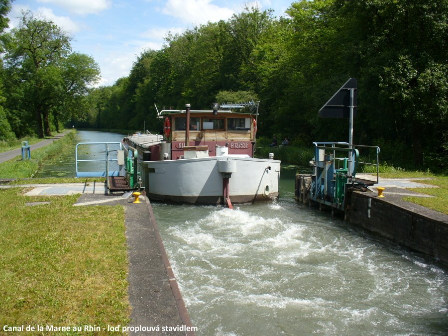 Na kole z Pa��e do �.T��na