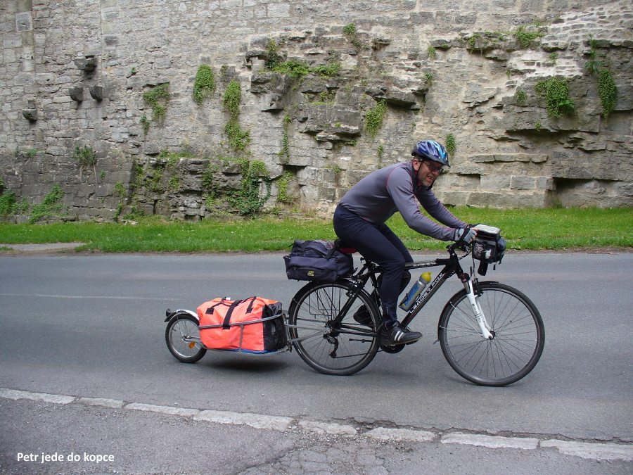 Na kole z Pa��e do �.T��na