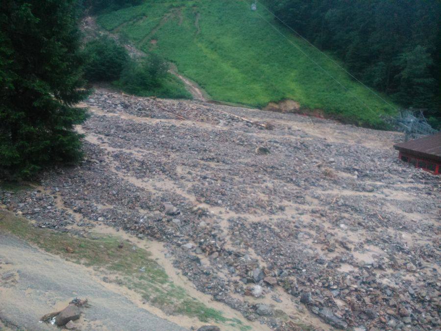 Stolet� povode� se prohnala Vr�tnou dolinou