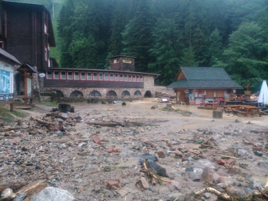 Stolet� povode� se prohnala Vr�tnou dolinou